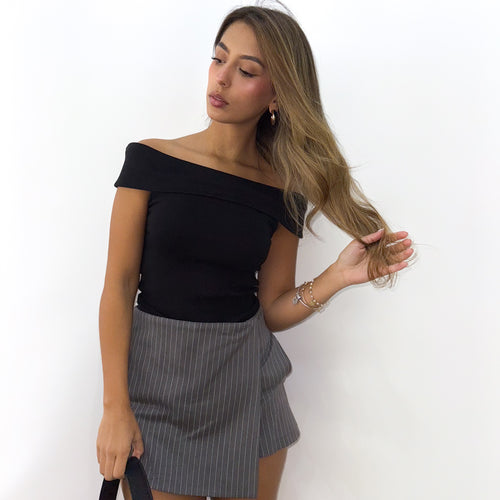 Off the shoulder top black