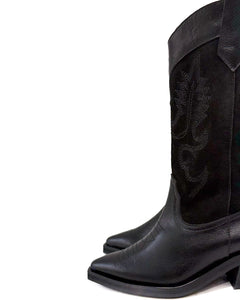 Aurora Boots Black